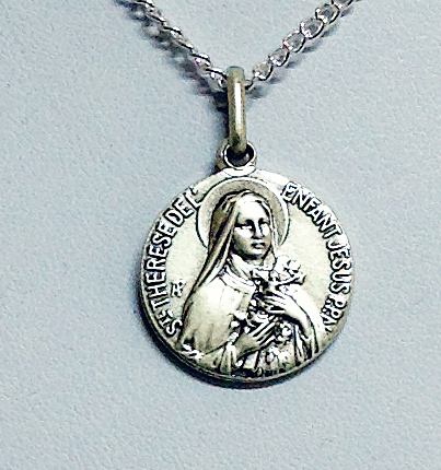 Sainte Thérèse en métal